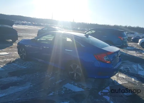 2018 Honda Civic Touring z USA, uszkodzony, nr VIN JHMFC1F95JX017753